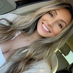 Meet your Posher, Jesseca